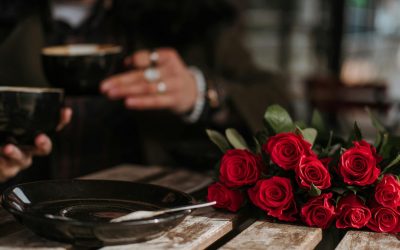 Qué significa el color de las rosas: guía completa para elegir la flor adecuada